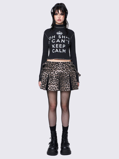 Leopard pleated mini skirt with buckle details and zip up. 