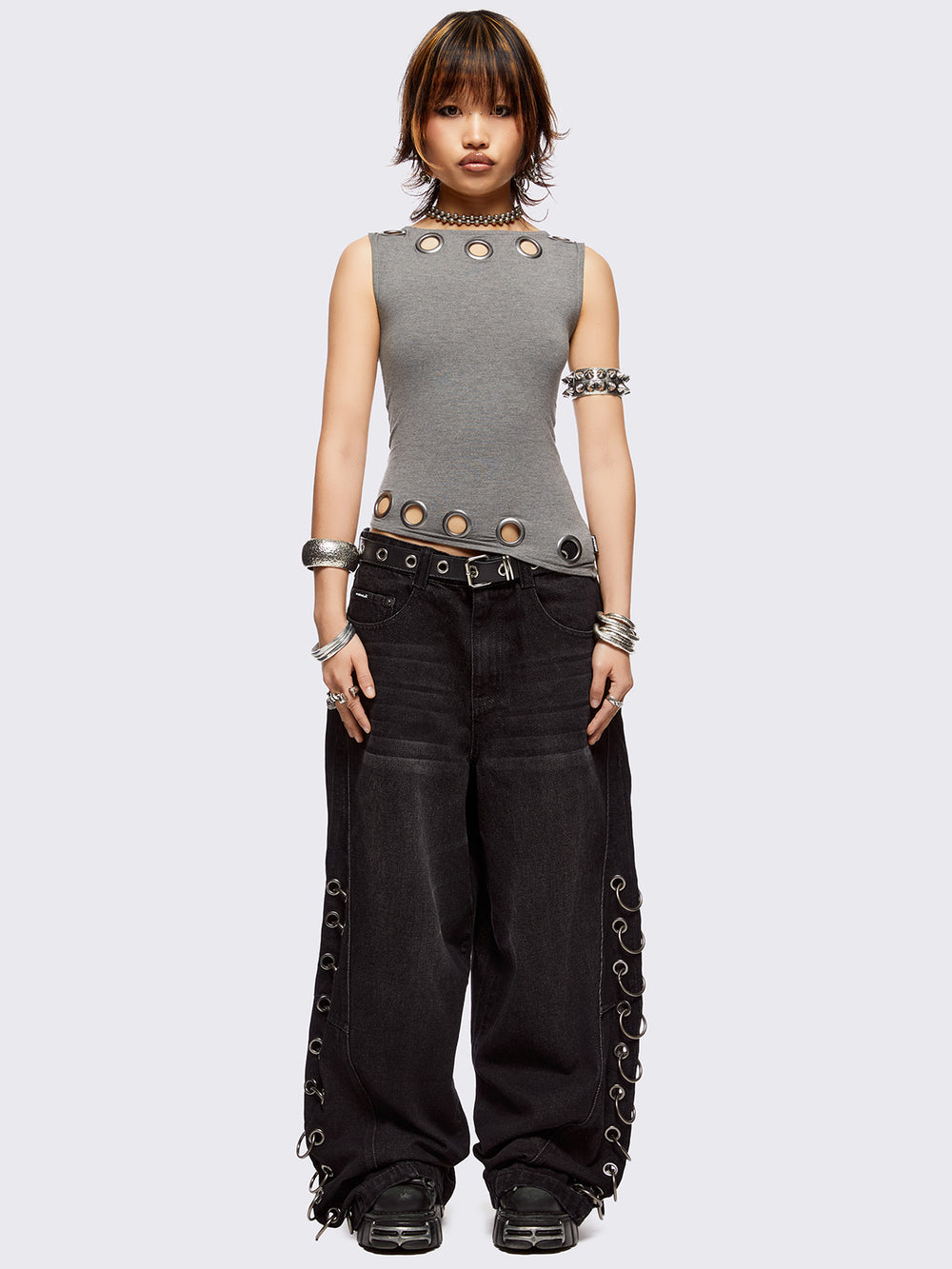 threetimes ワンホントップス pleasenofollow y2k Eloise Rhinestone Tank | GUESS Factory