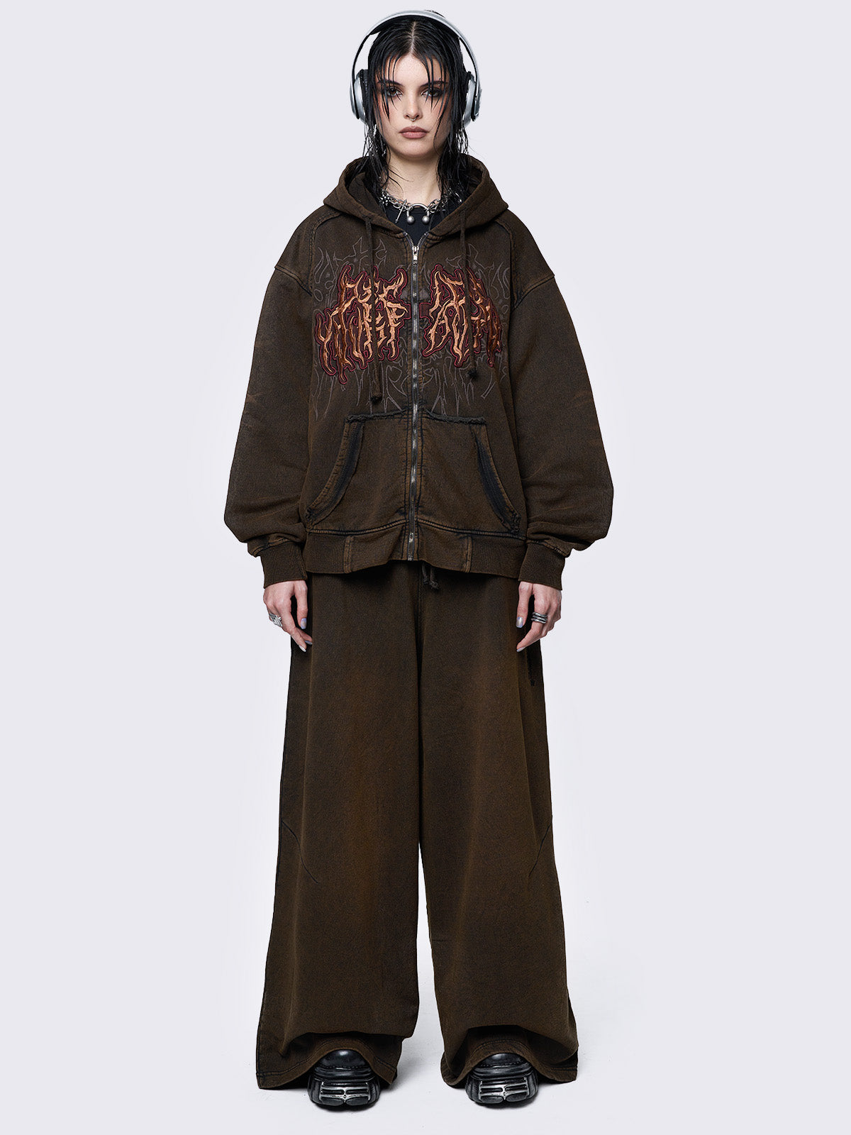 Baggy wide leg joggers in washed brown with elasticated drawstring waist.