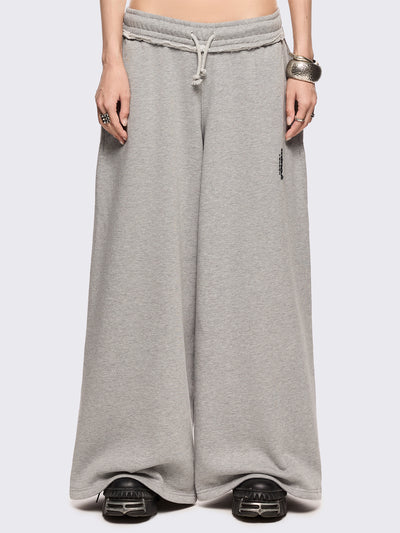 Wide leg sweatpants in marl grey.