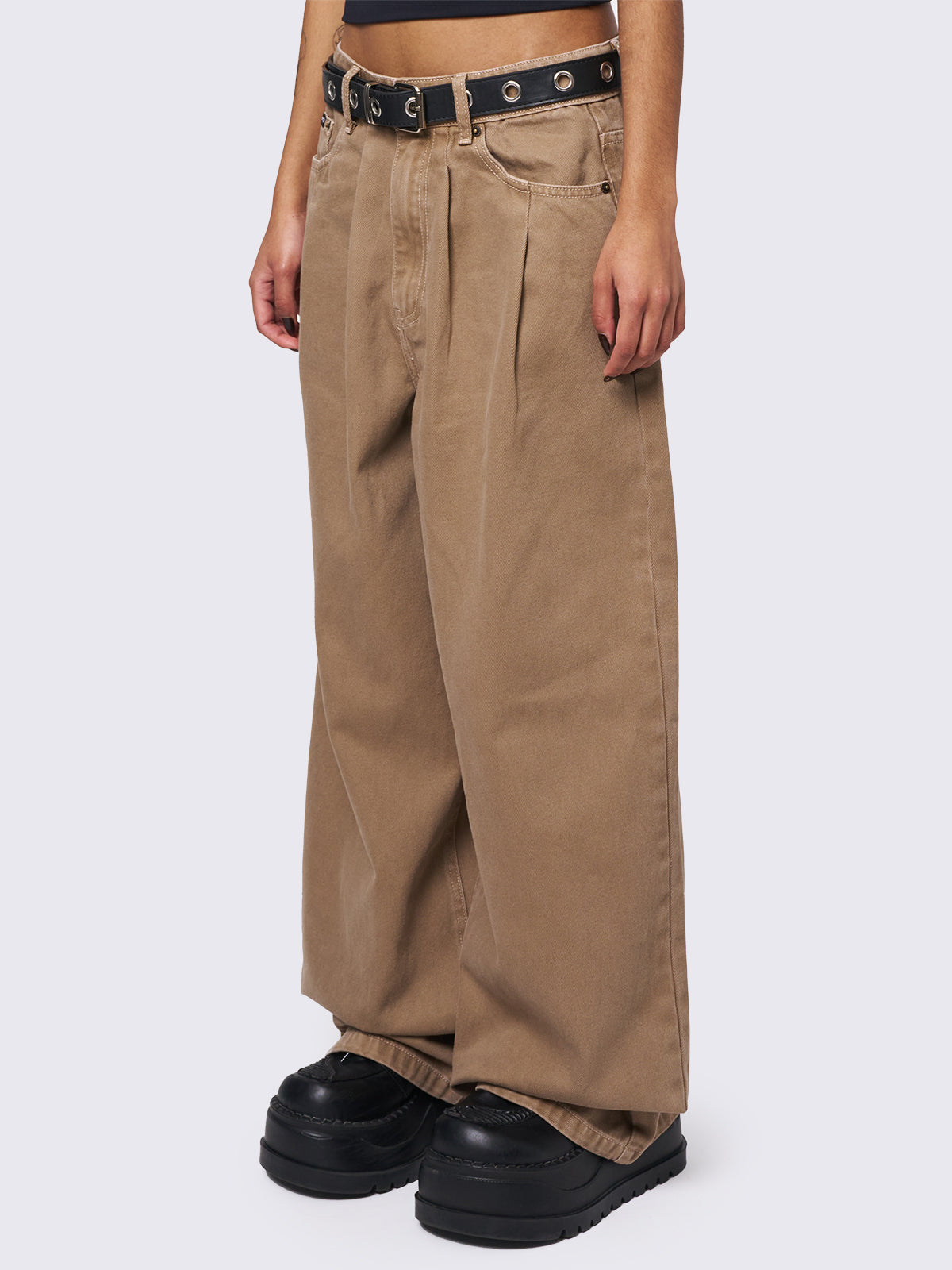 Baggy wide leg pants in beige