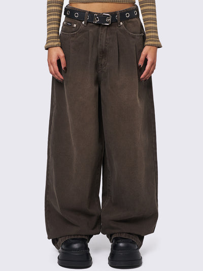 Baggy wide leg pants in washed brown.