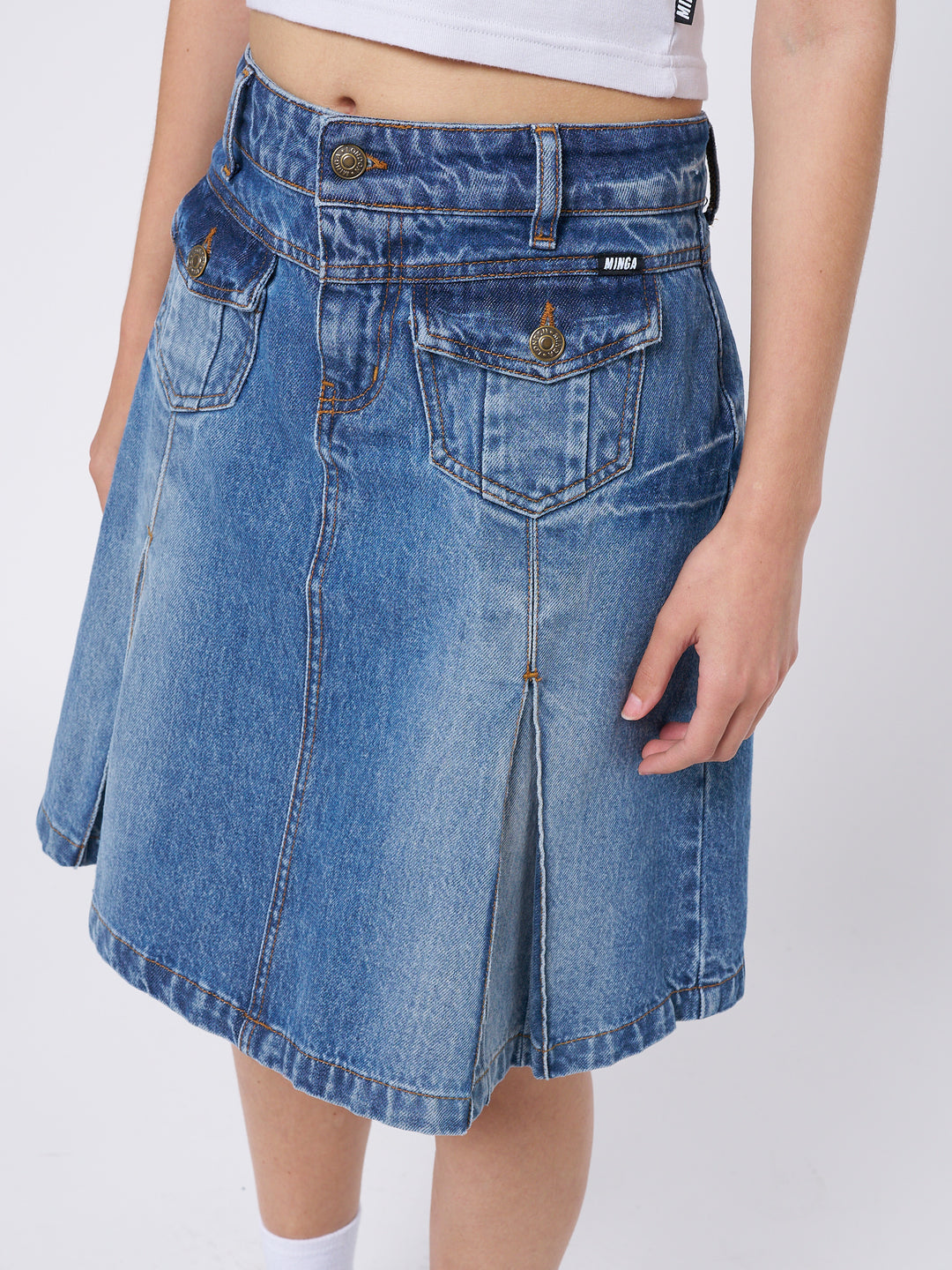 Denim midi skirt pleated hotsell